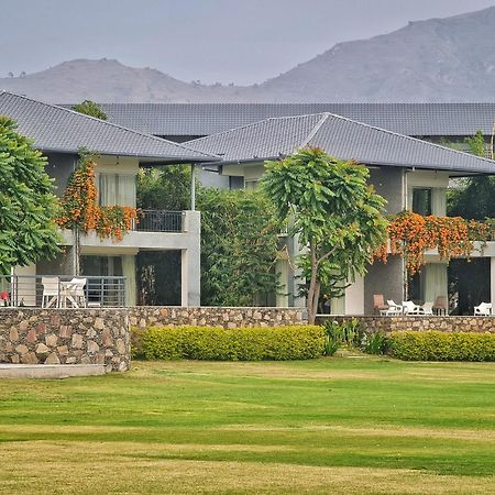 Tatsaraasa Resort & Spa, Удайпур Екстер'єр фото