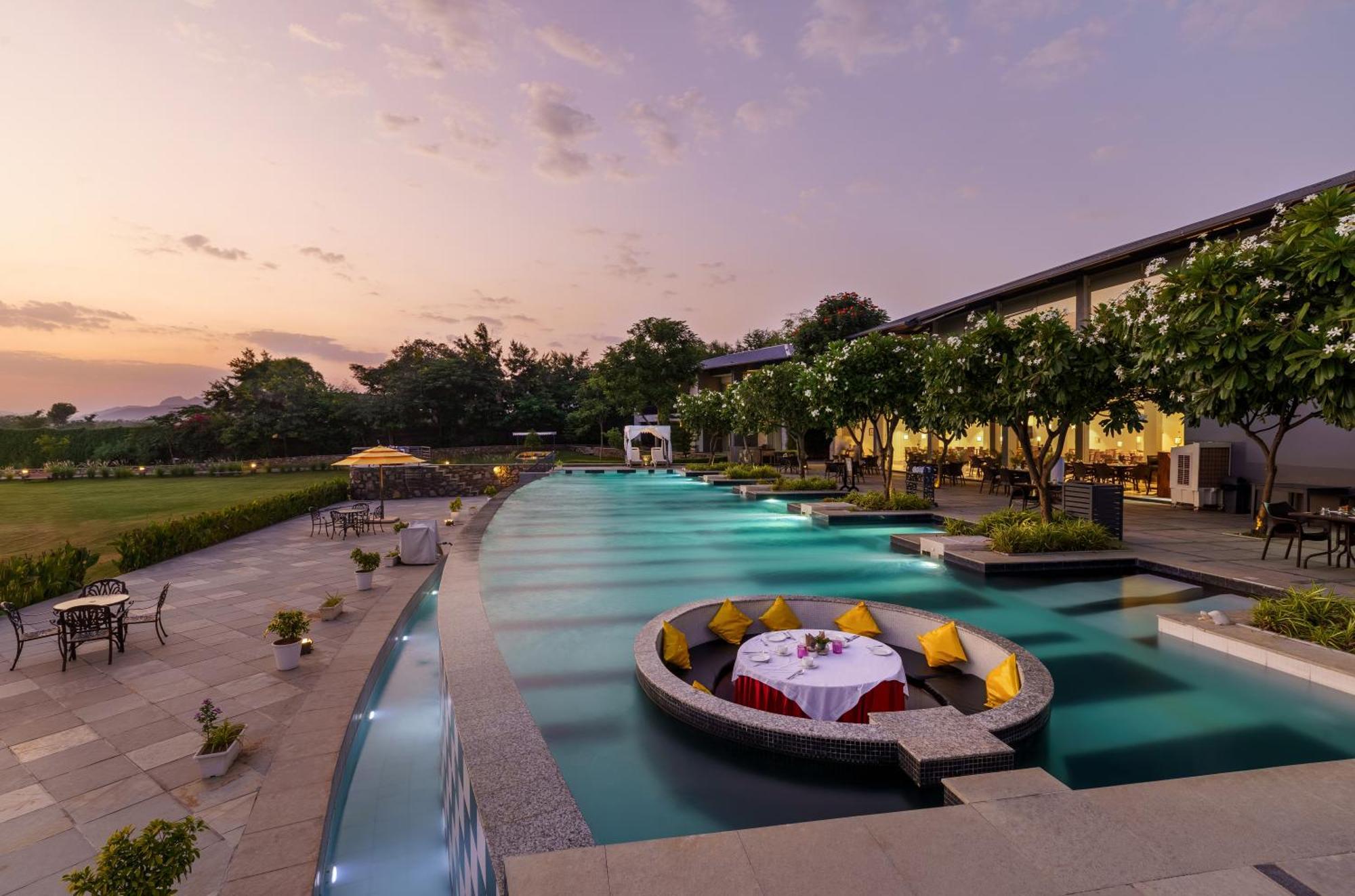 Tatsaraasa Resort & Spa, Удайпур Екстер'єр фото